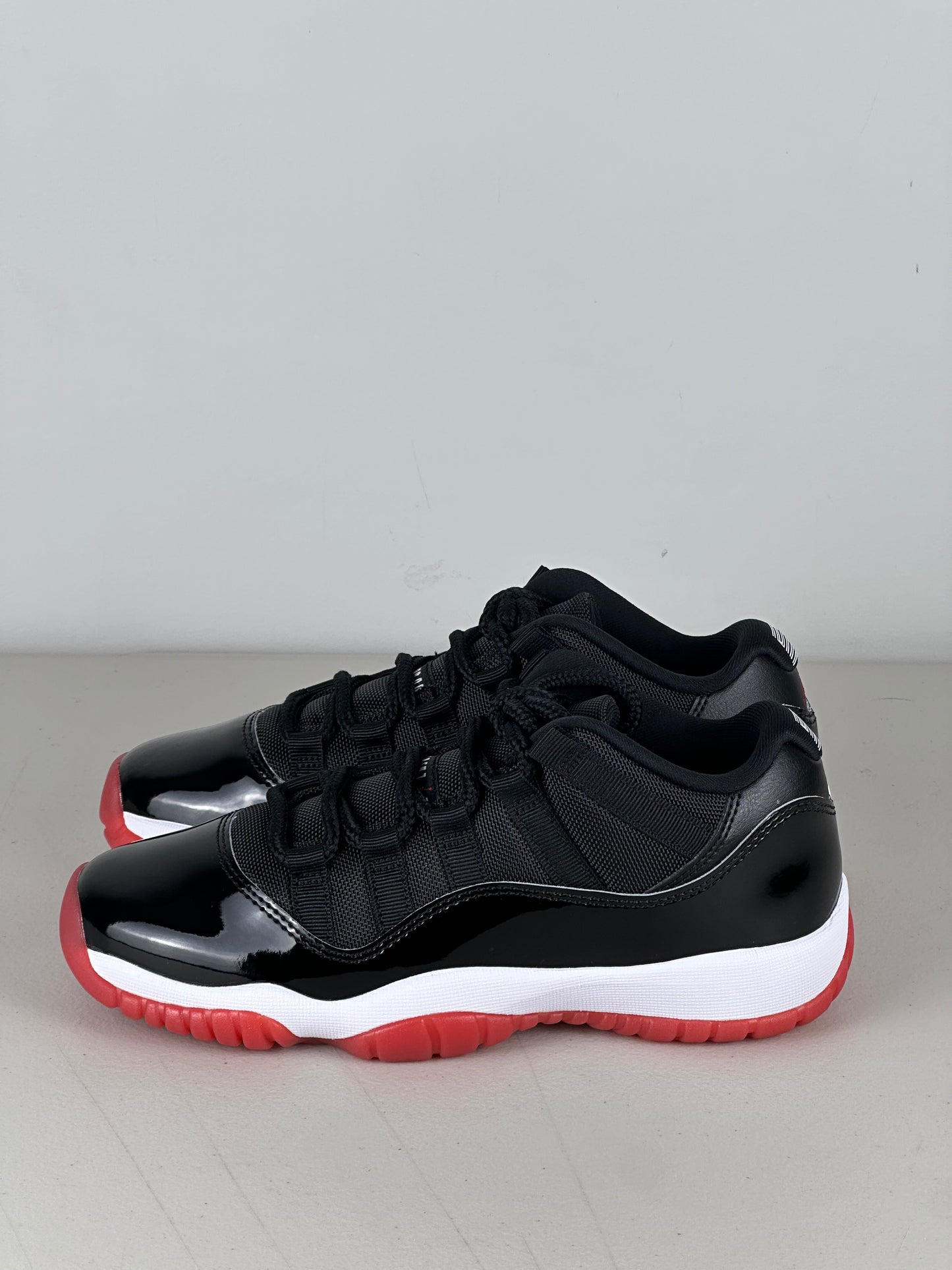 Jordan 11 Retro Low Bred (GS) (2025)