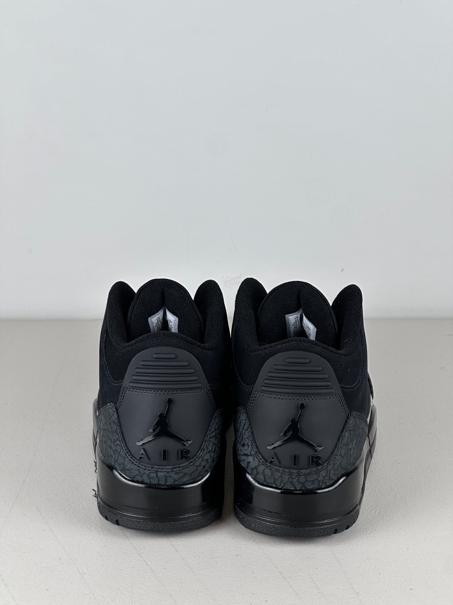 Jordan 3 Retro Black Cat (2025)