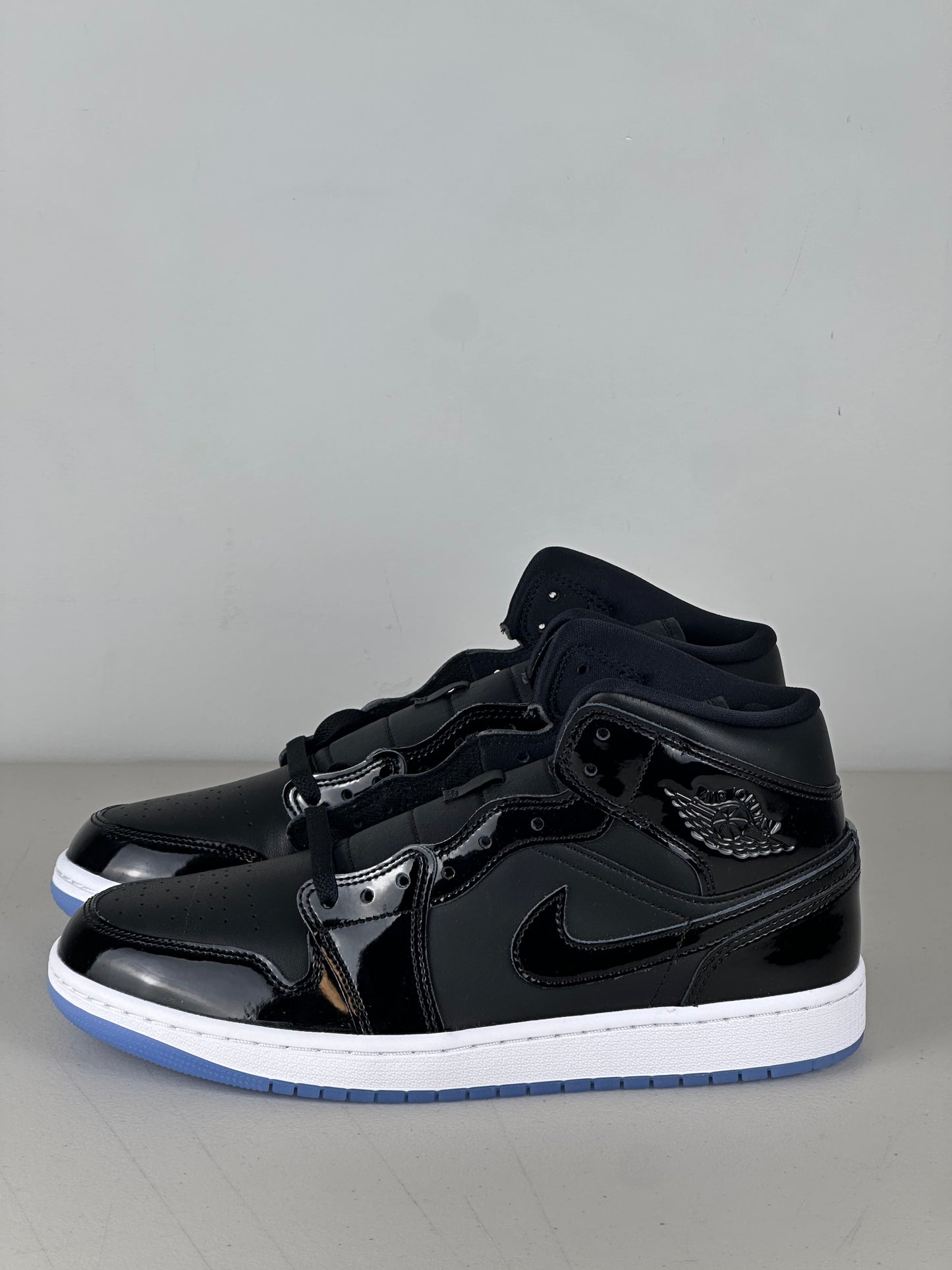 Jordan 1 Mid SE Space Jam