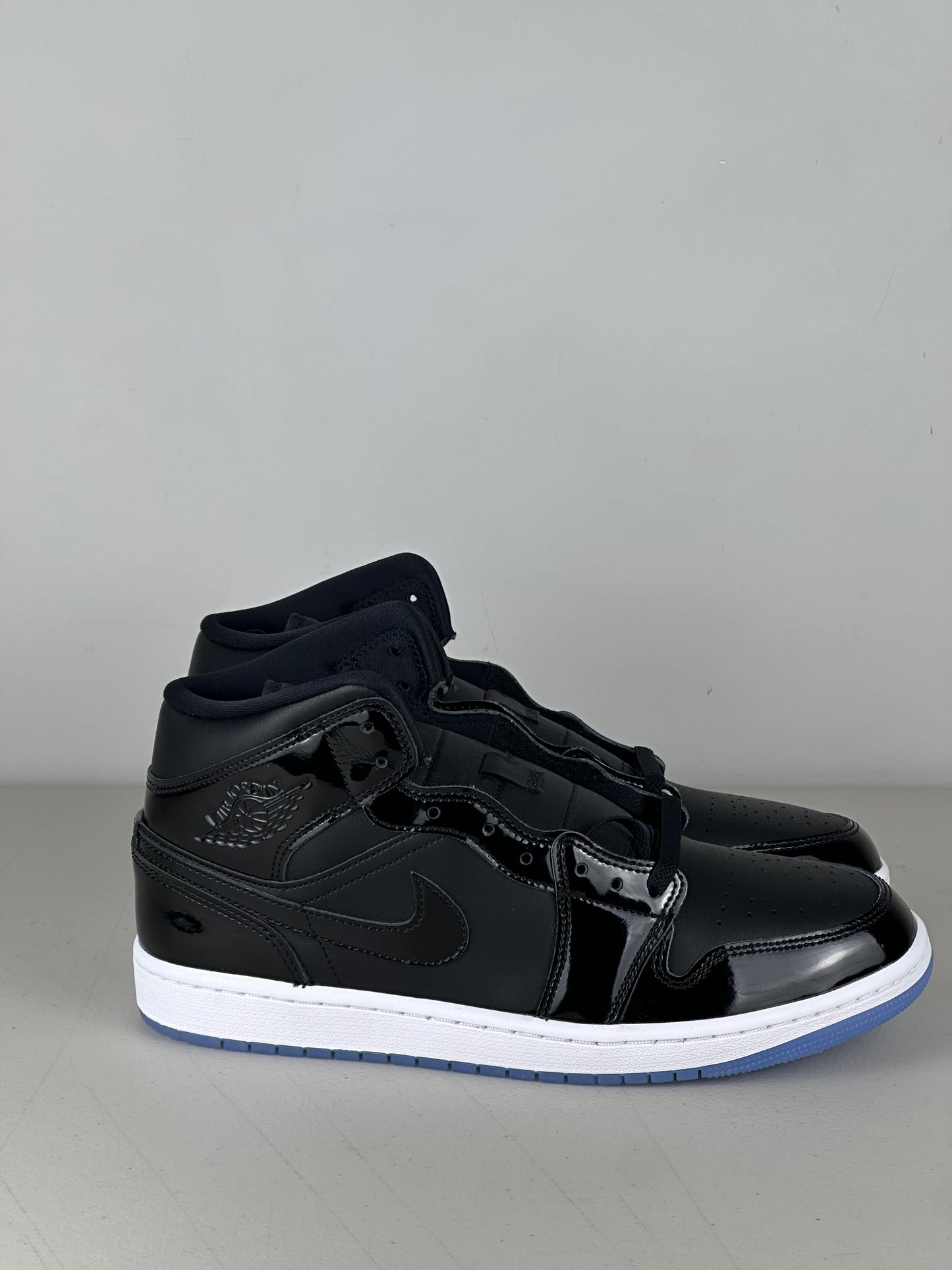 Jordan 1 Mid SE Space Jam