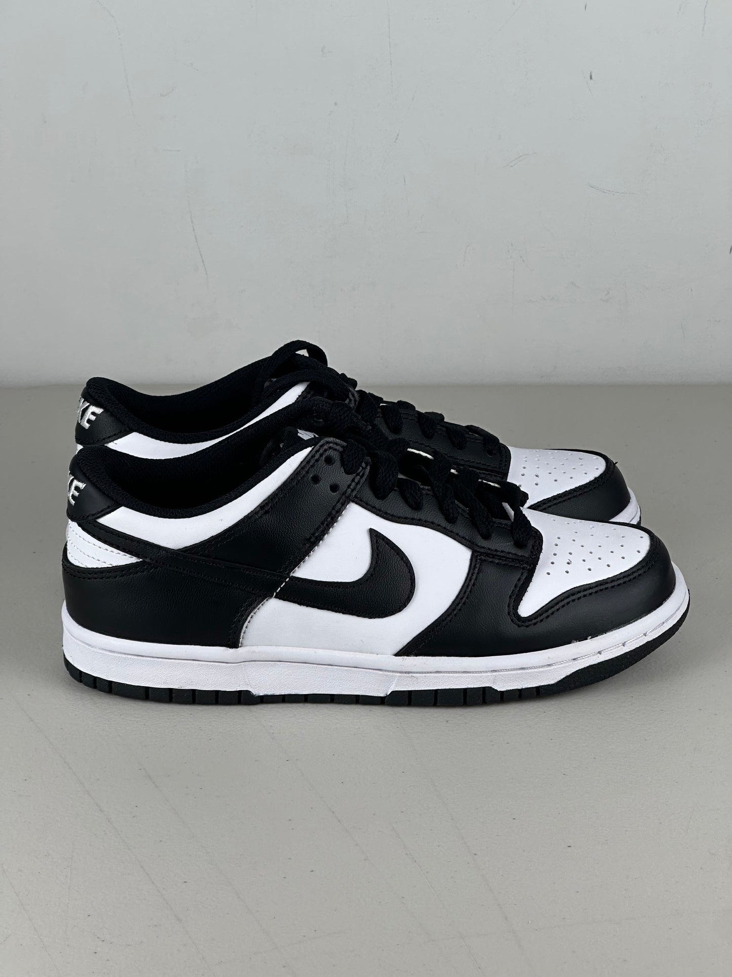 Nike Dunk Low Retro White Black Panda (GS)