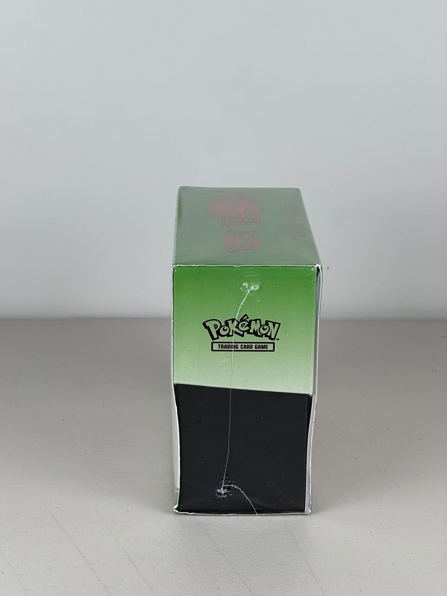 Pokémon Temporal Forces Elite Trainer Box - Iron Leaves