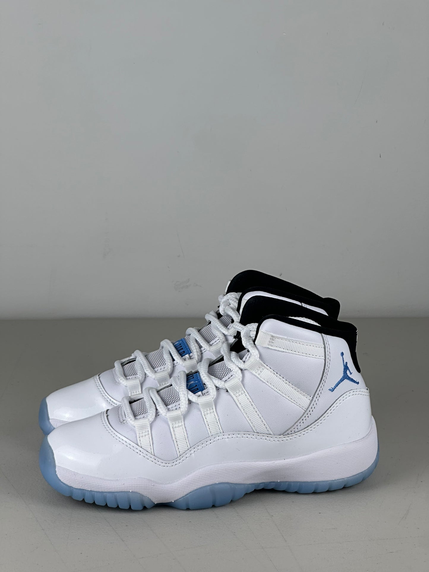 Jordan 11 Retro Legend Blue (2024) (GS)