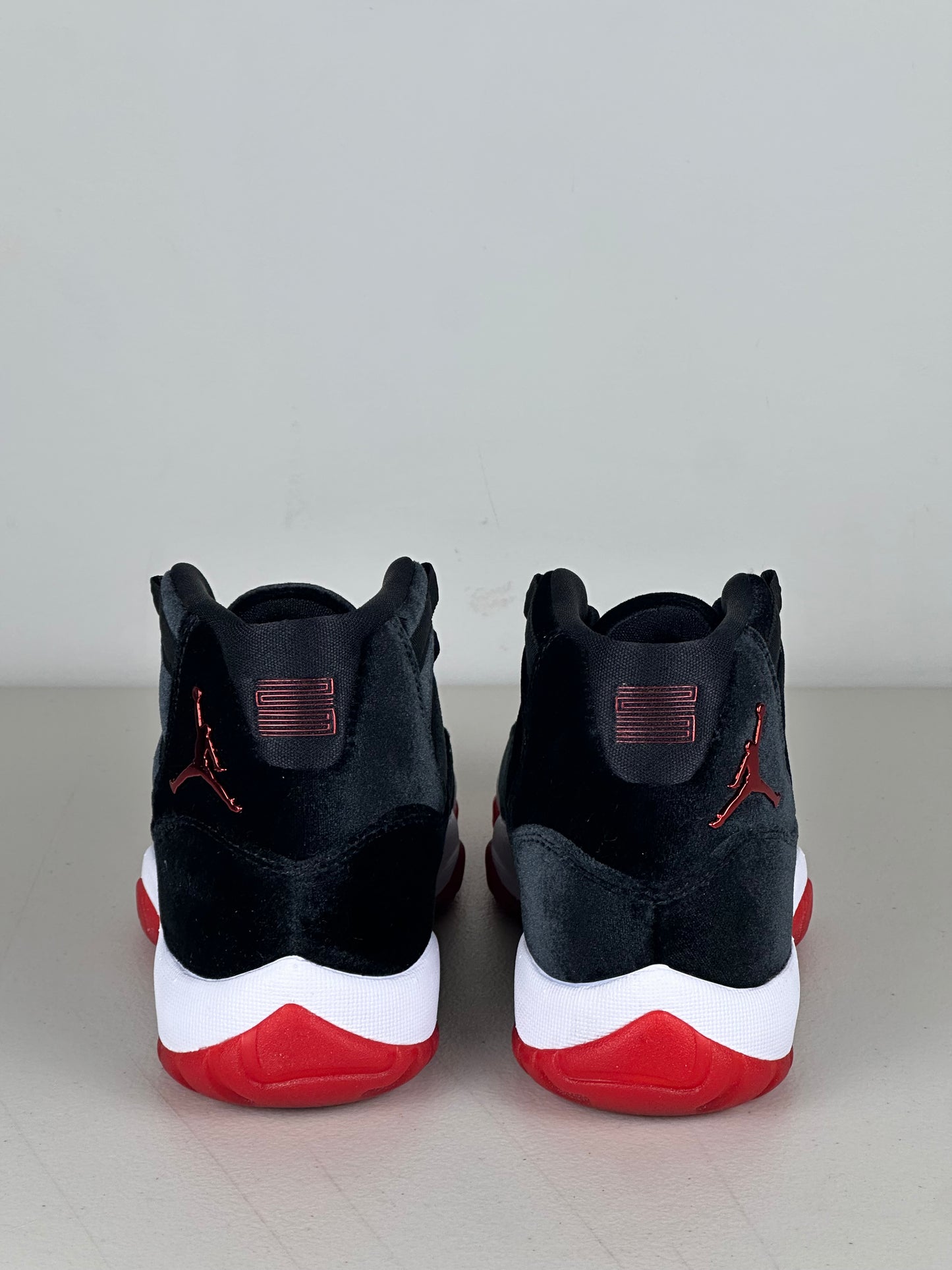 Jordan 11 Retro Bred Velvet (Women's)