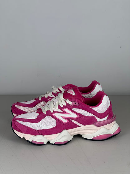 New Balance 9060 Fuchsia Pink
