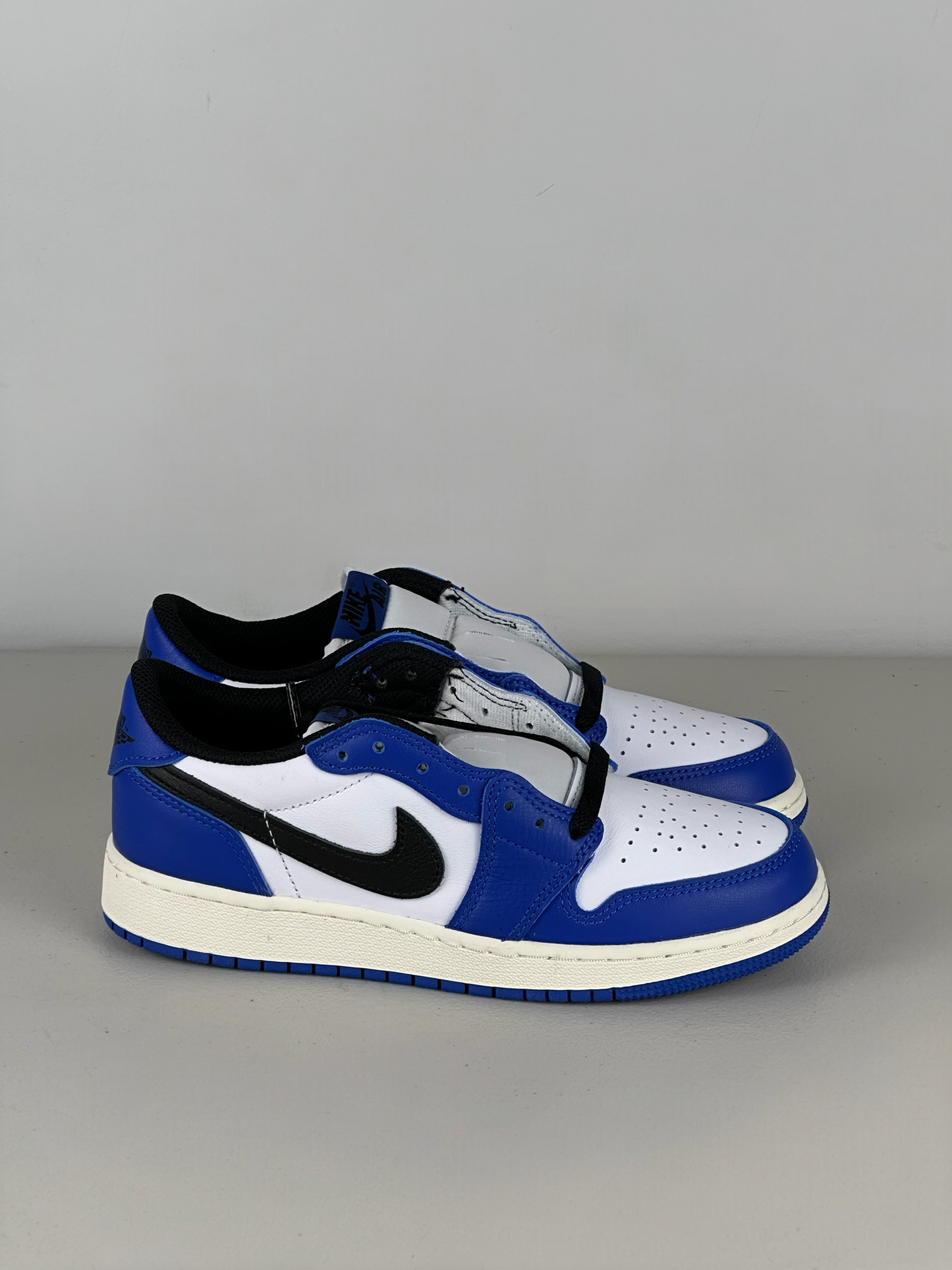 Jordan 1 Retro Low OG
Game Royal (GS)