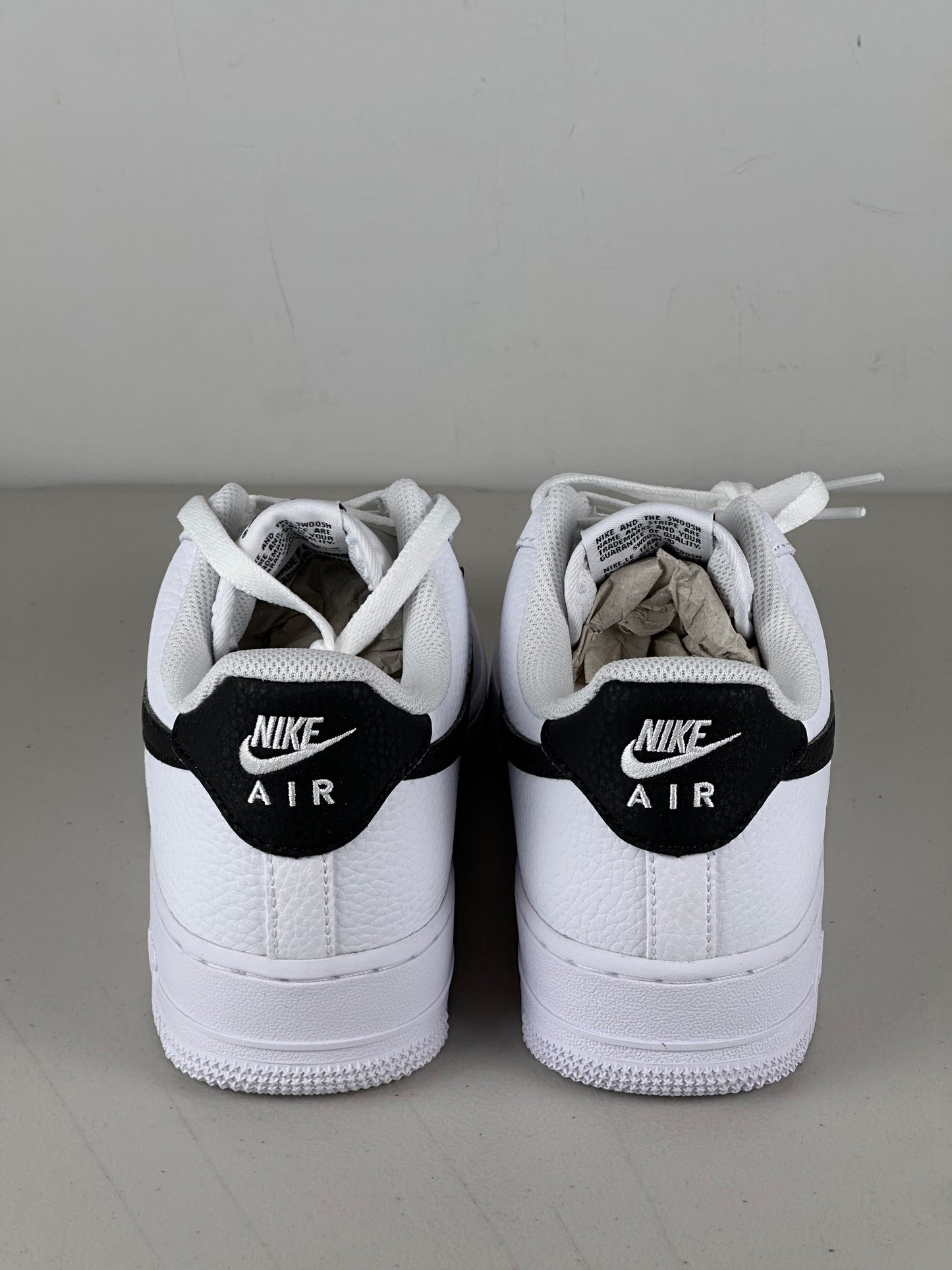 Nike Air Force 1 Low '07 White Black Pebbled Leather