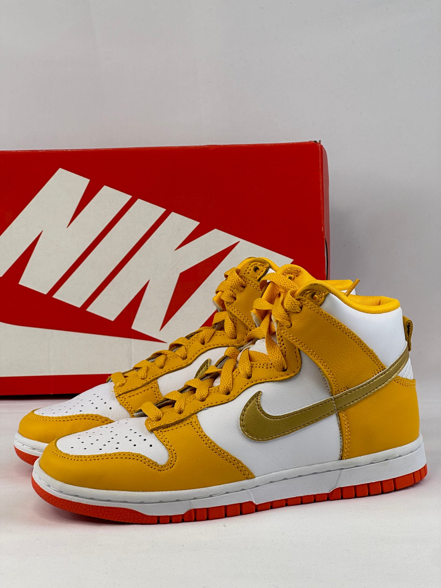 Nike Dunk High University Gold