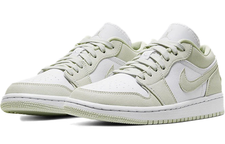 Jordan-1-Low-Spruce-Aura-Womens-Poizon-photo-1
