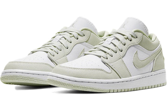 Jordan-1-Low-Spruce-Aura-Womens-Poizon-photo-1